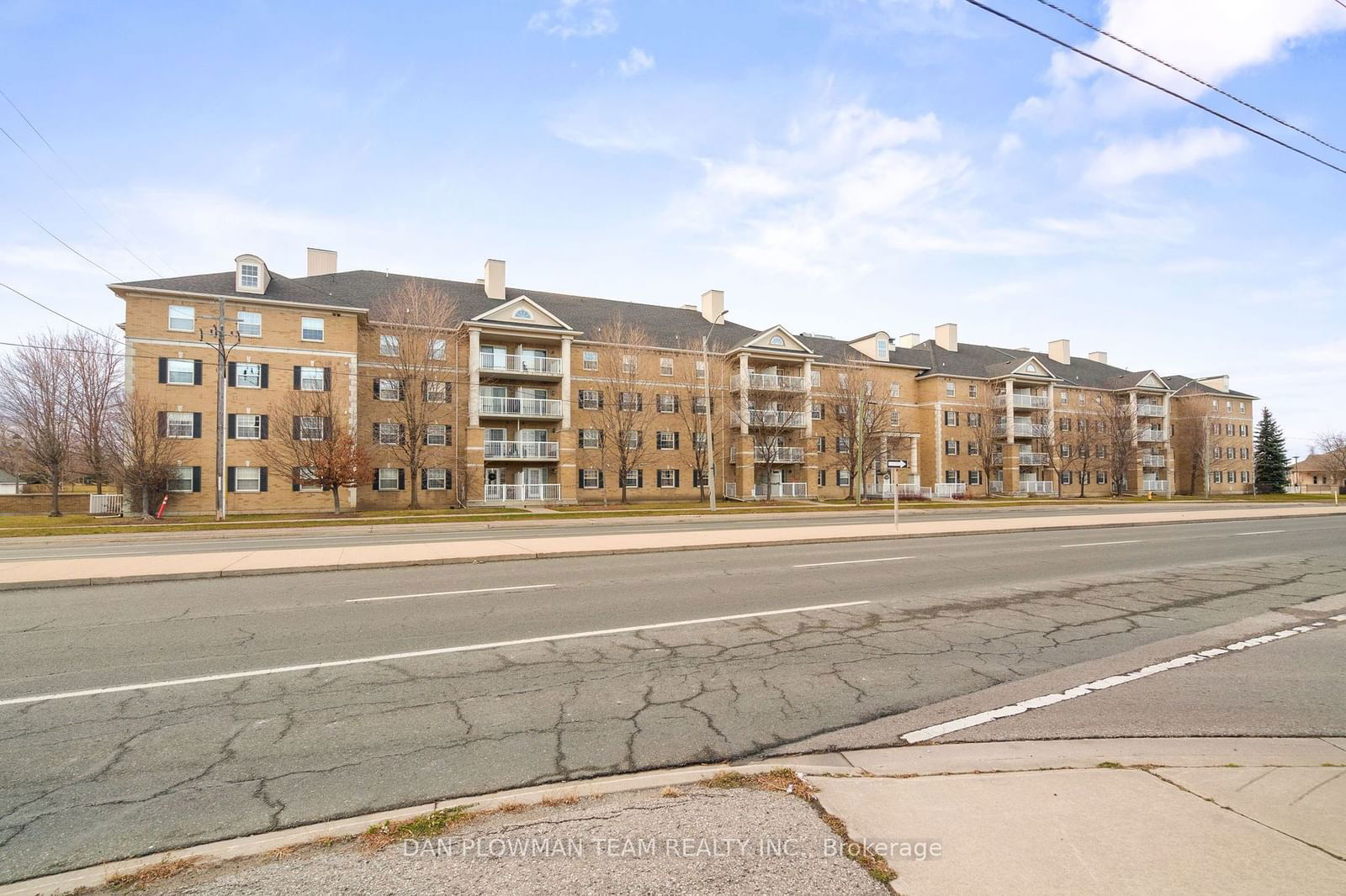 7428 Markham Rd, unit 201 for sale