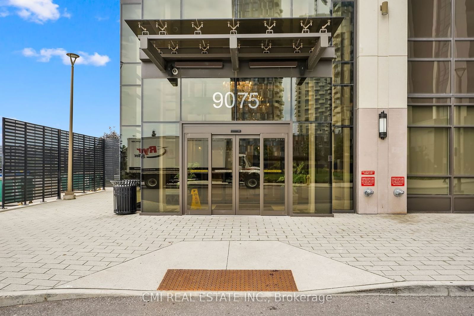 9075 Jane St, unit 407 for sale