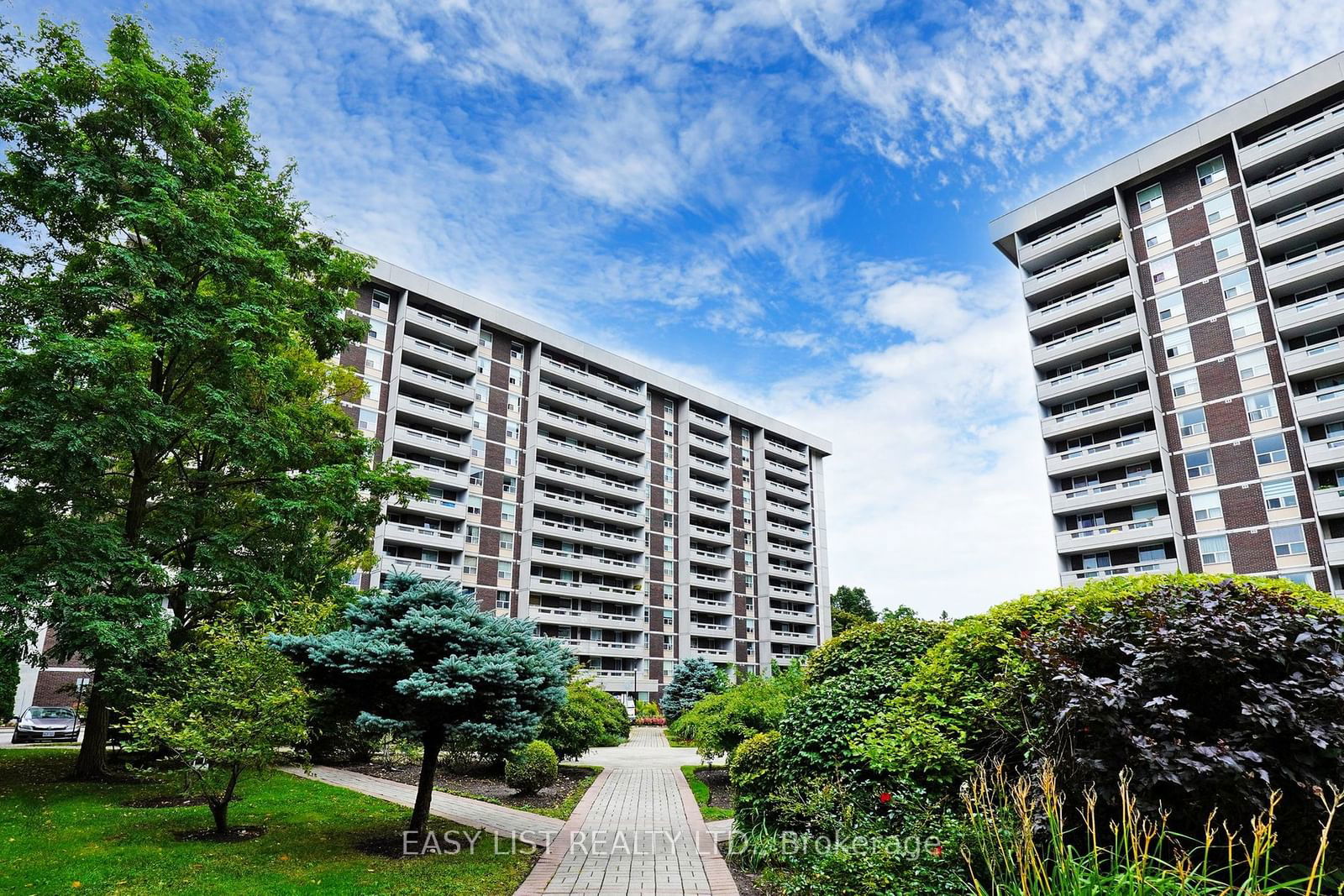 Thornhill Orchards Condos, Markham, Toronto