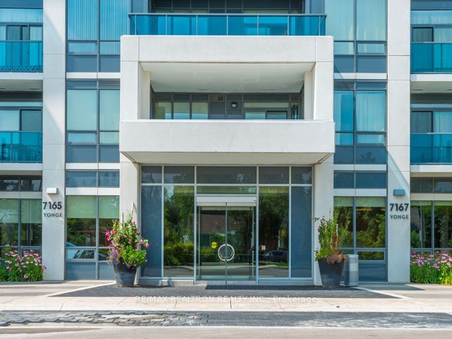 7167 Yonge St, unit 1511 for sale