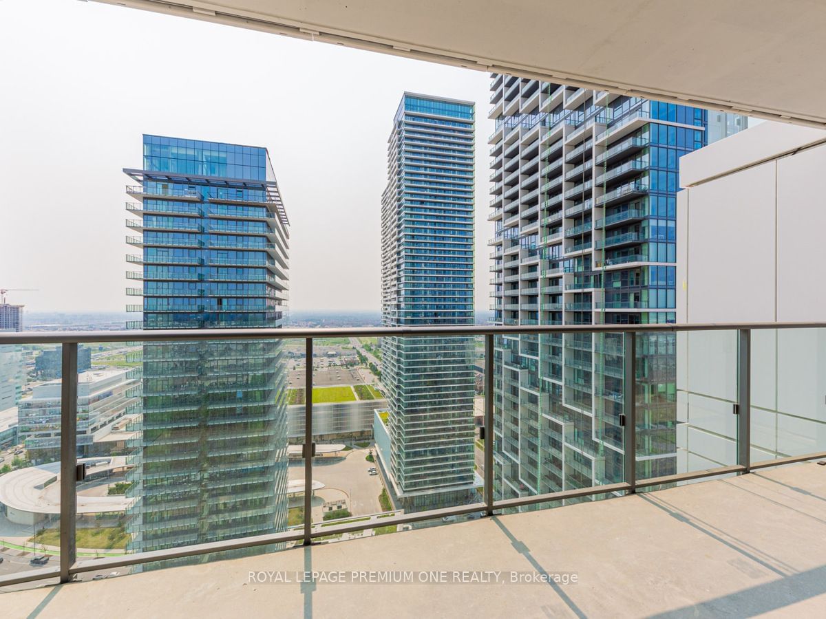 7890 Jane St, unit 3105 for rent