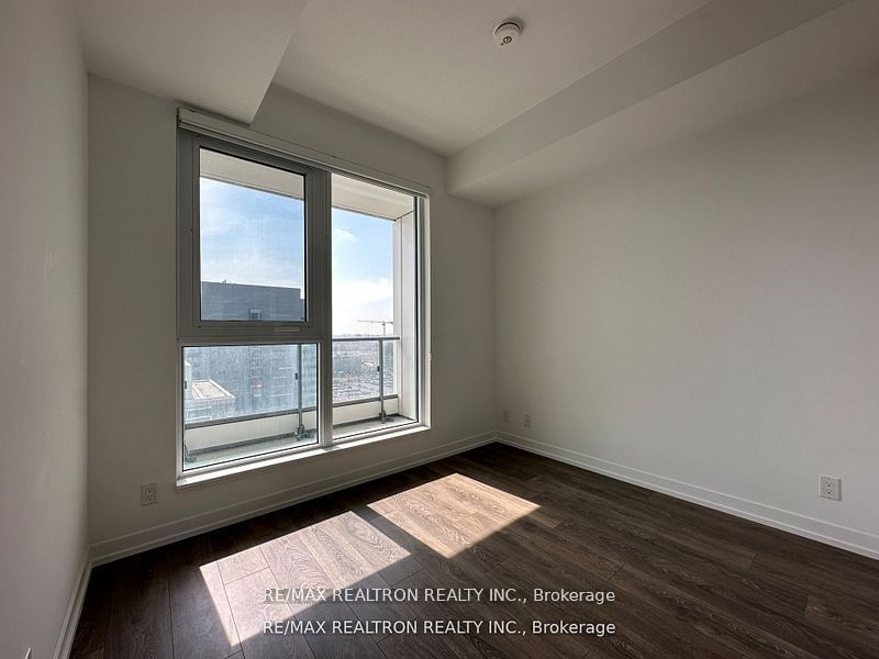 5 Buttermill Ave, unit 1907 for rent