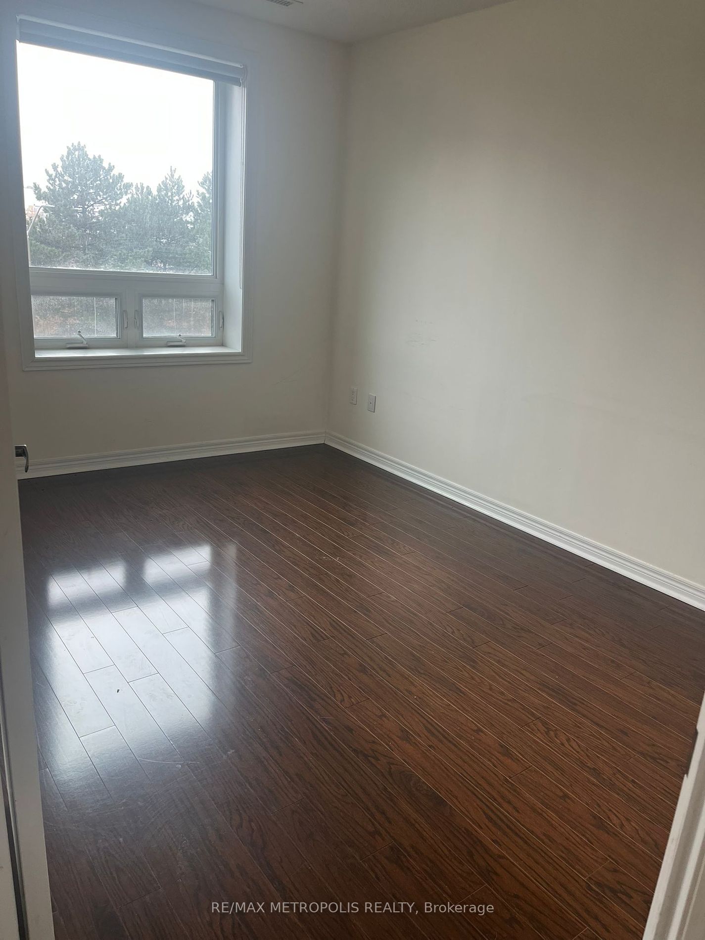 7400 Markham Rd, unit 304 for rent