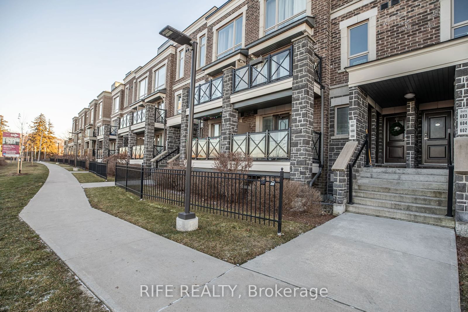 Grand Cornell Brownstones Townhomes, Markham, Toronto