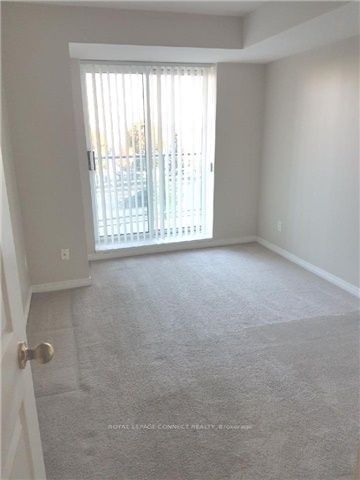 23 Oneida Cres, unit 305 for rent