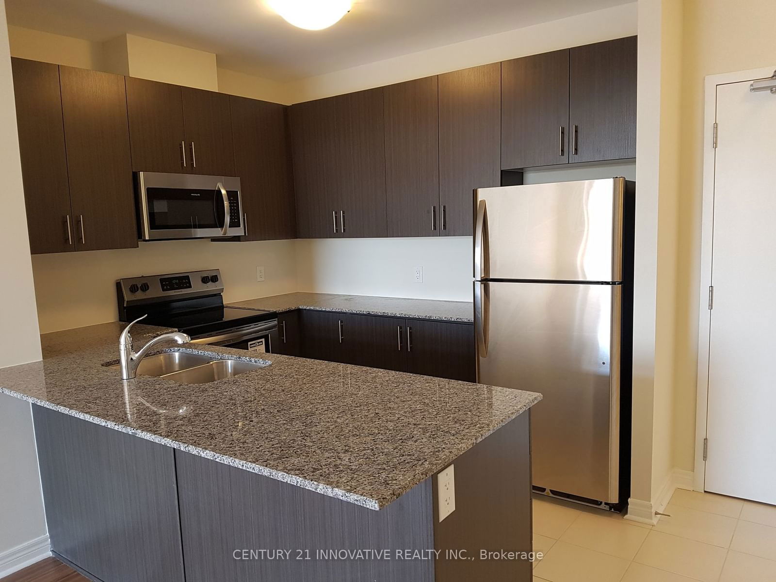 7325 Markham Rd, unit 413 for rent