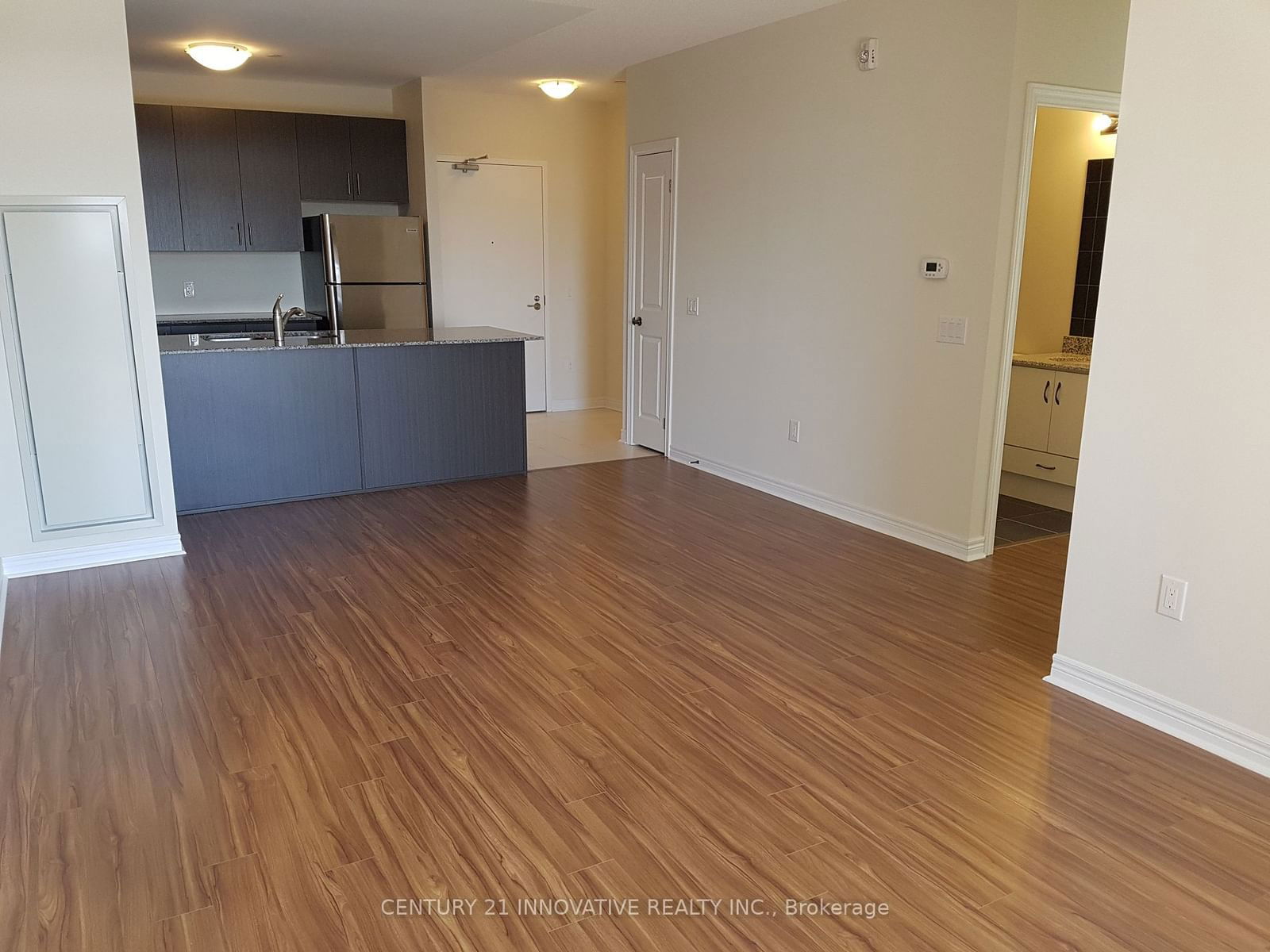 7325 Markham Rd, unit 413 for rent