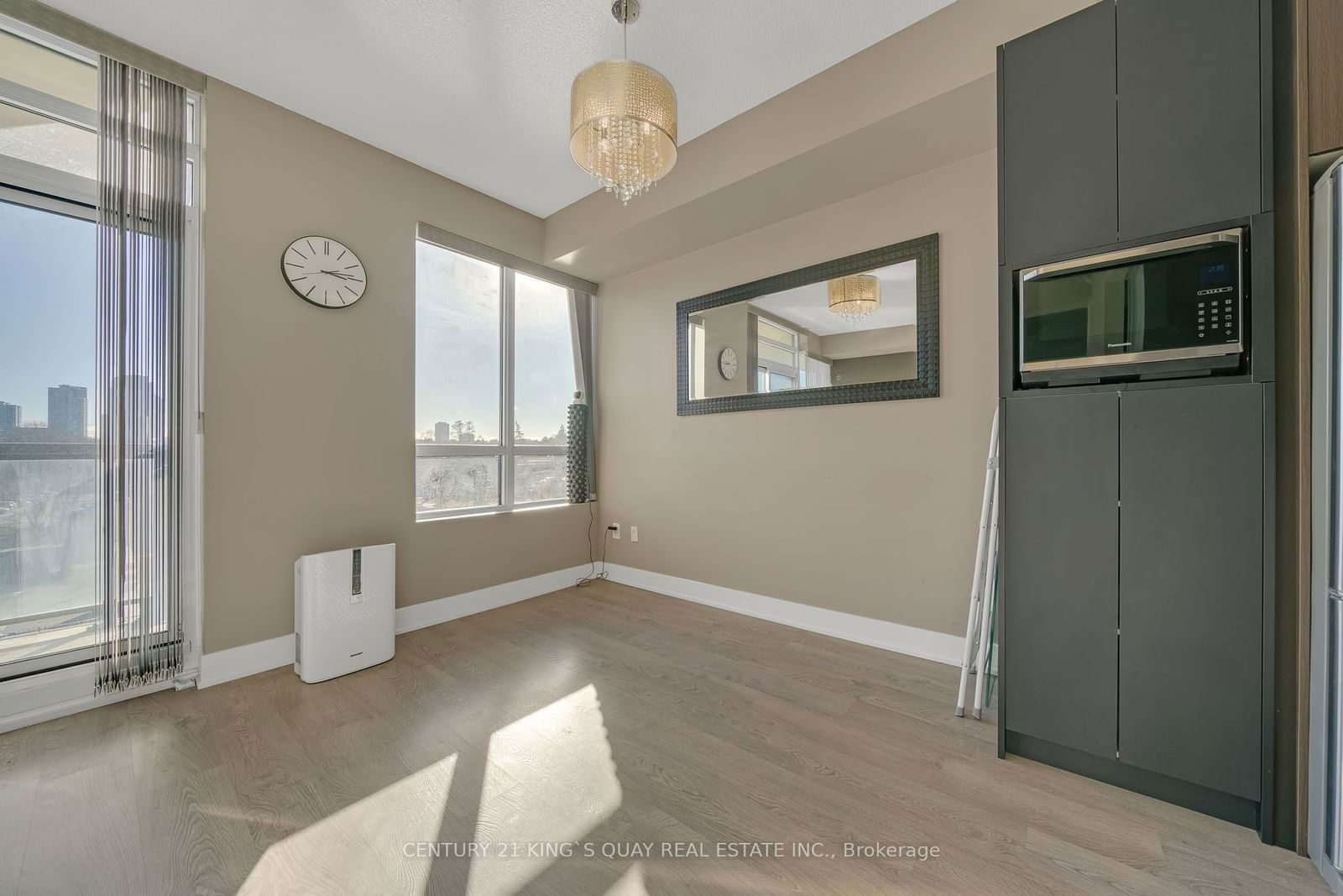 7608 Yonge St, unit 438 for sale