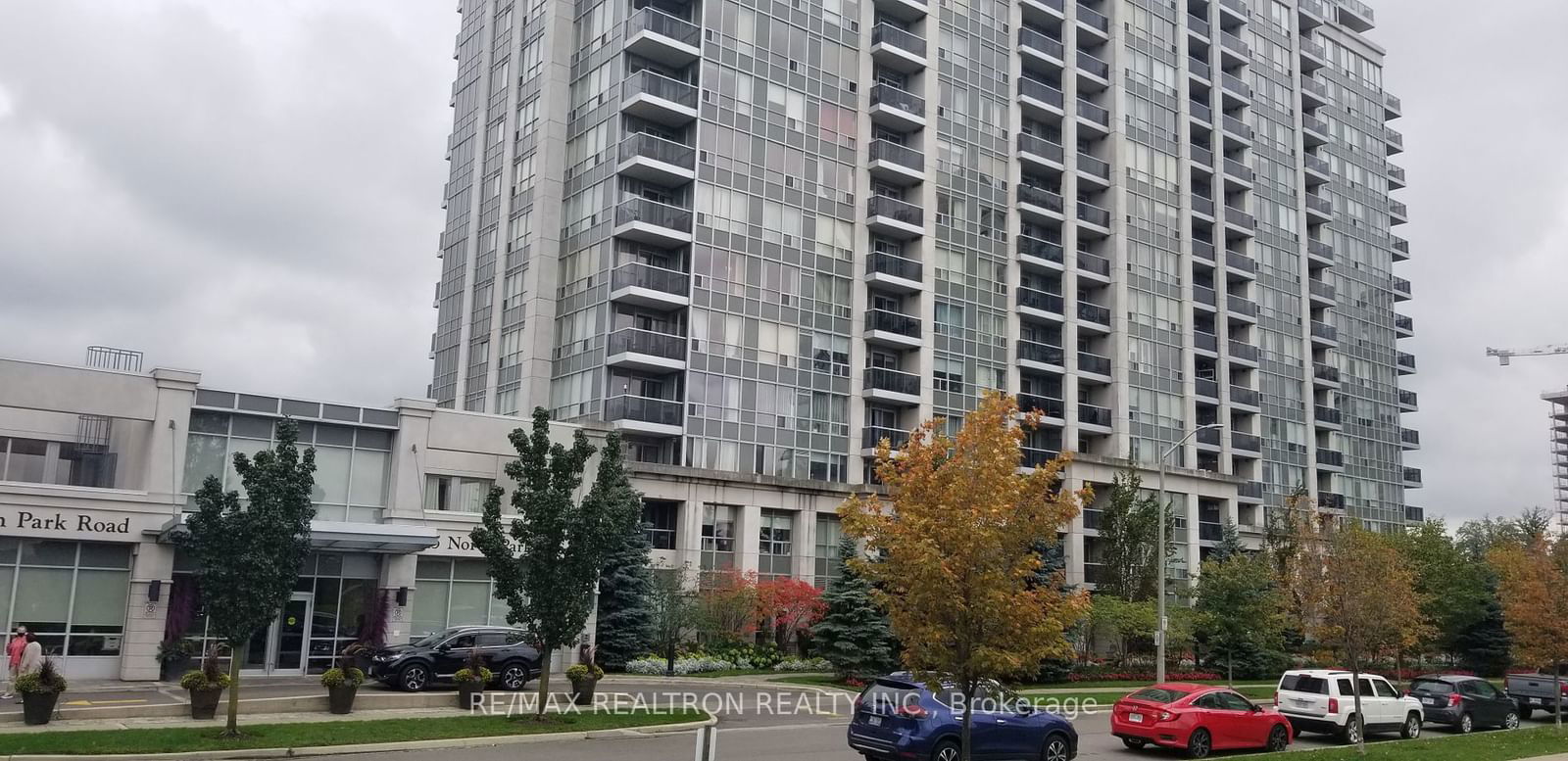 15 North Park Rd, unit 1517 for rent