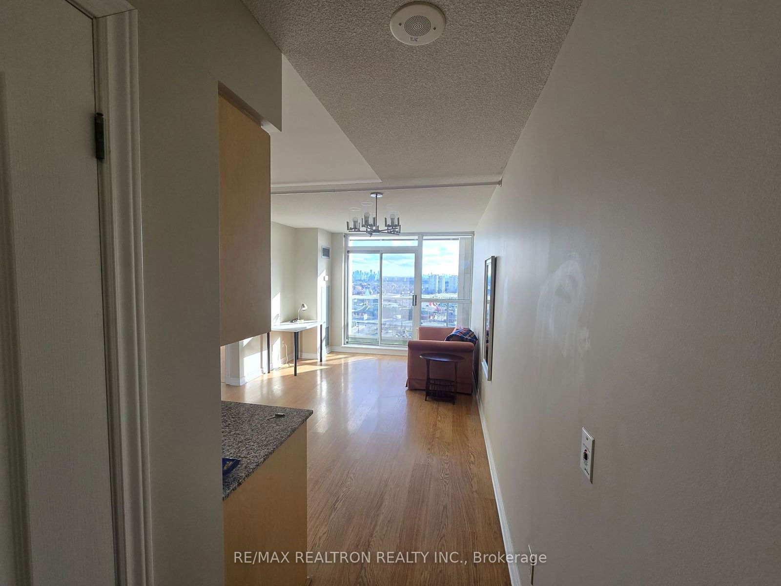 15 North Park Rd, unit 1517 for rent