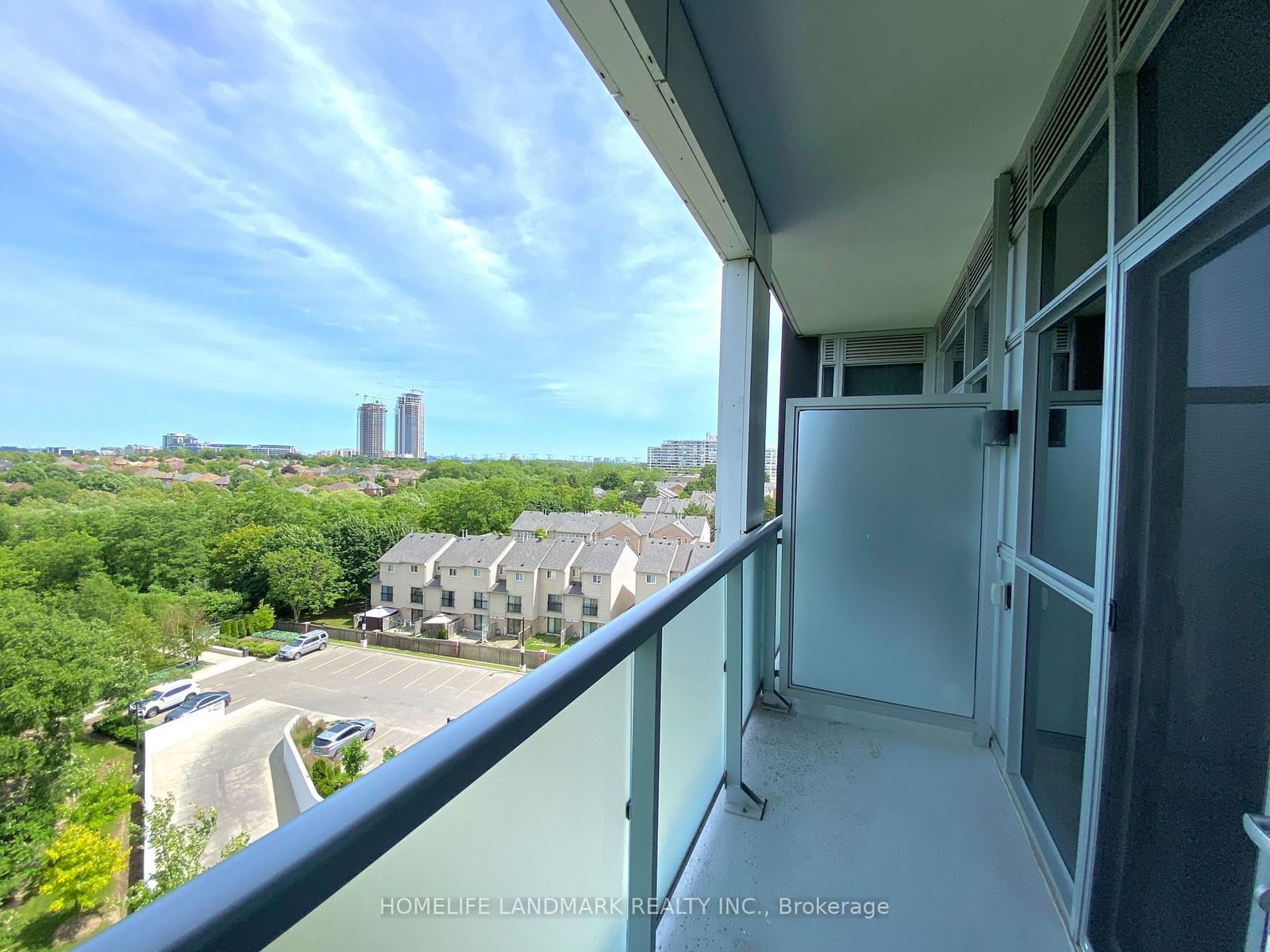 8763 Bayview Ave, unit 701 for rent