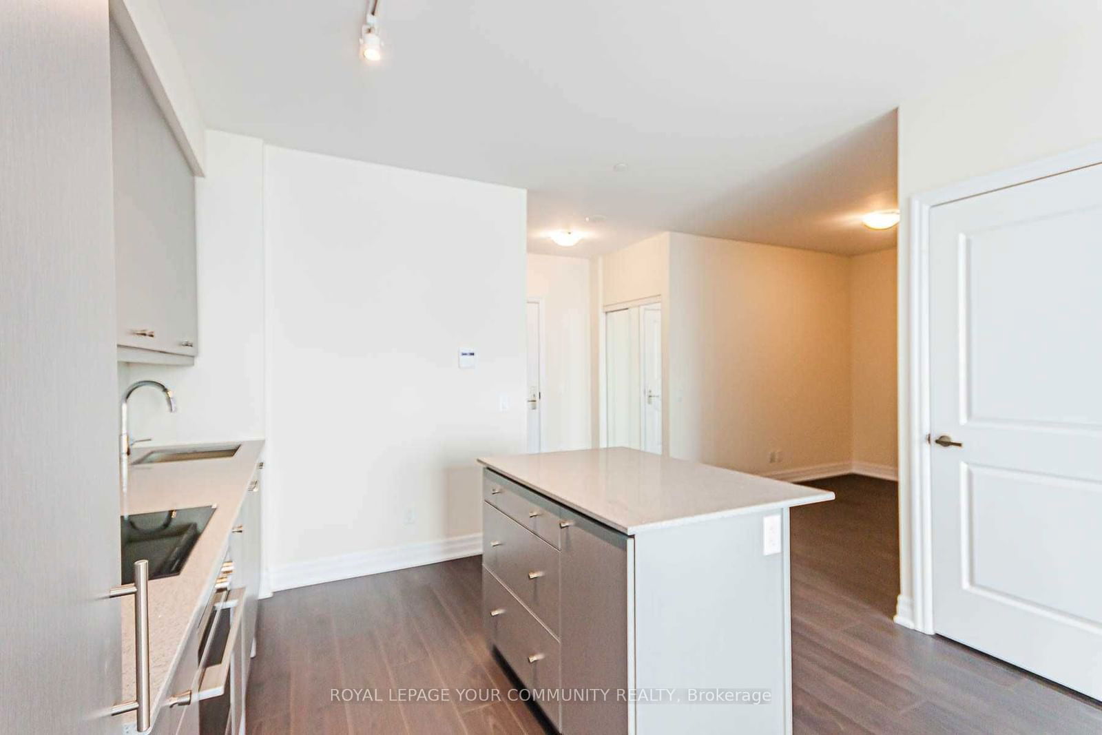 9075 Jane St, unit 1505 for rent