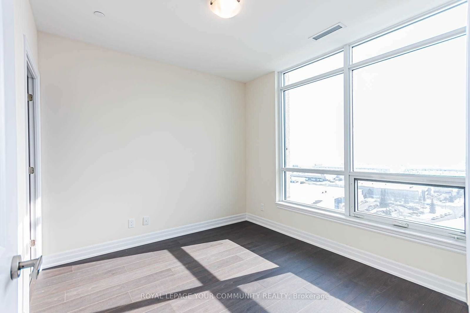 9075 Jane St, unit 1505 for rent