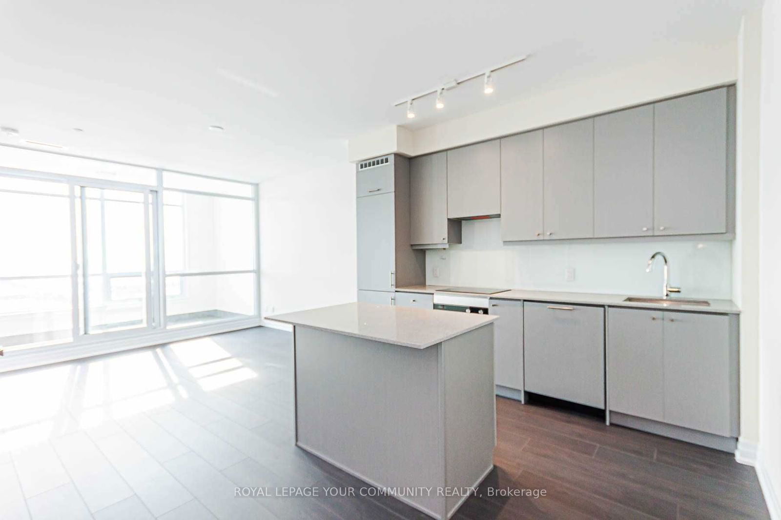 9075 Jane St, unit 1505 for rent