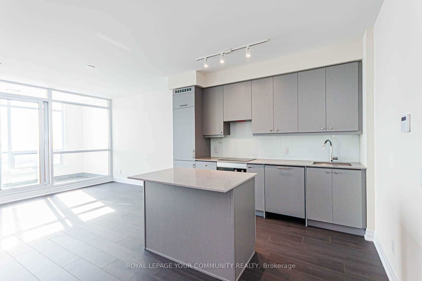 9075 Jane St, unit 1505 for rent