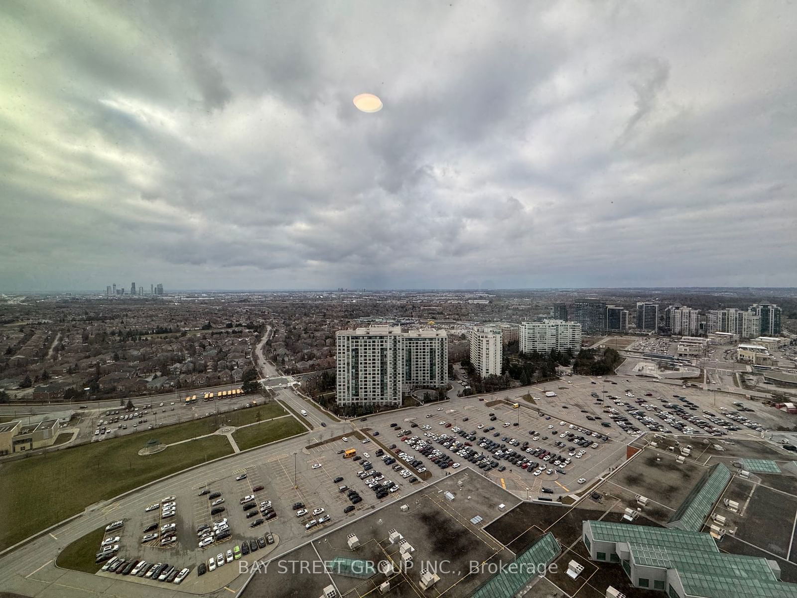 50 Upper Mall Way, unit 3007B for rent