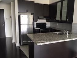 39 Upper Duke Cres, unit 618 for rent