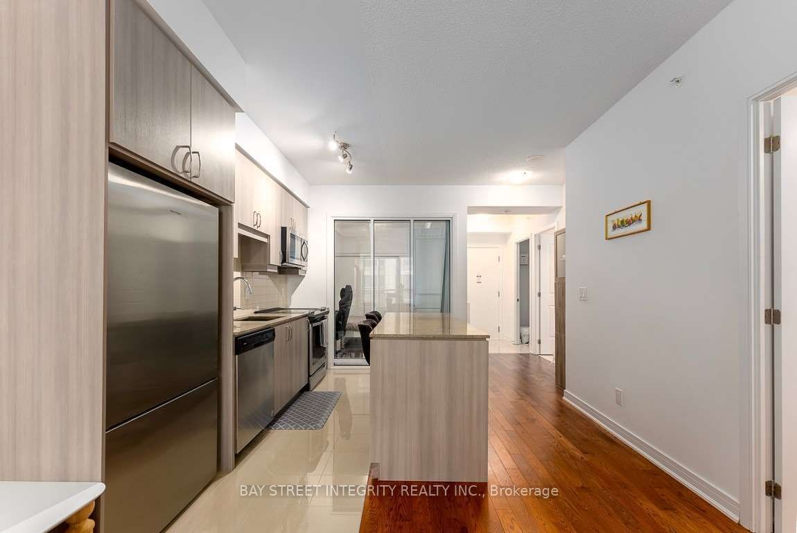 9191 Yonge St, unit 414 for rent