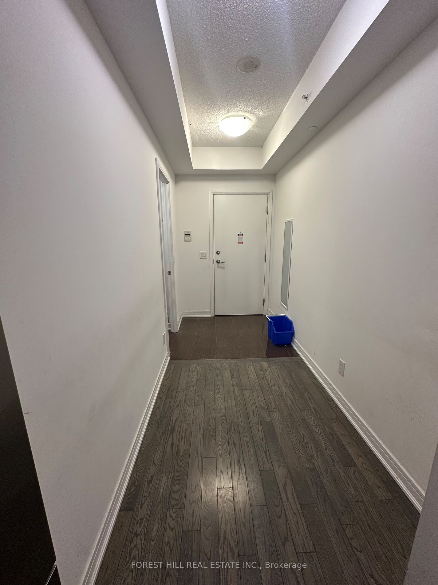 9199 Yonge St, unit 207 for rent