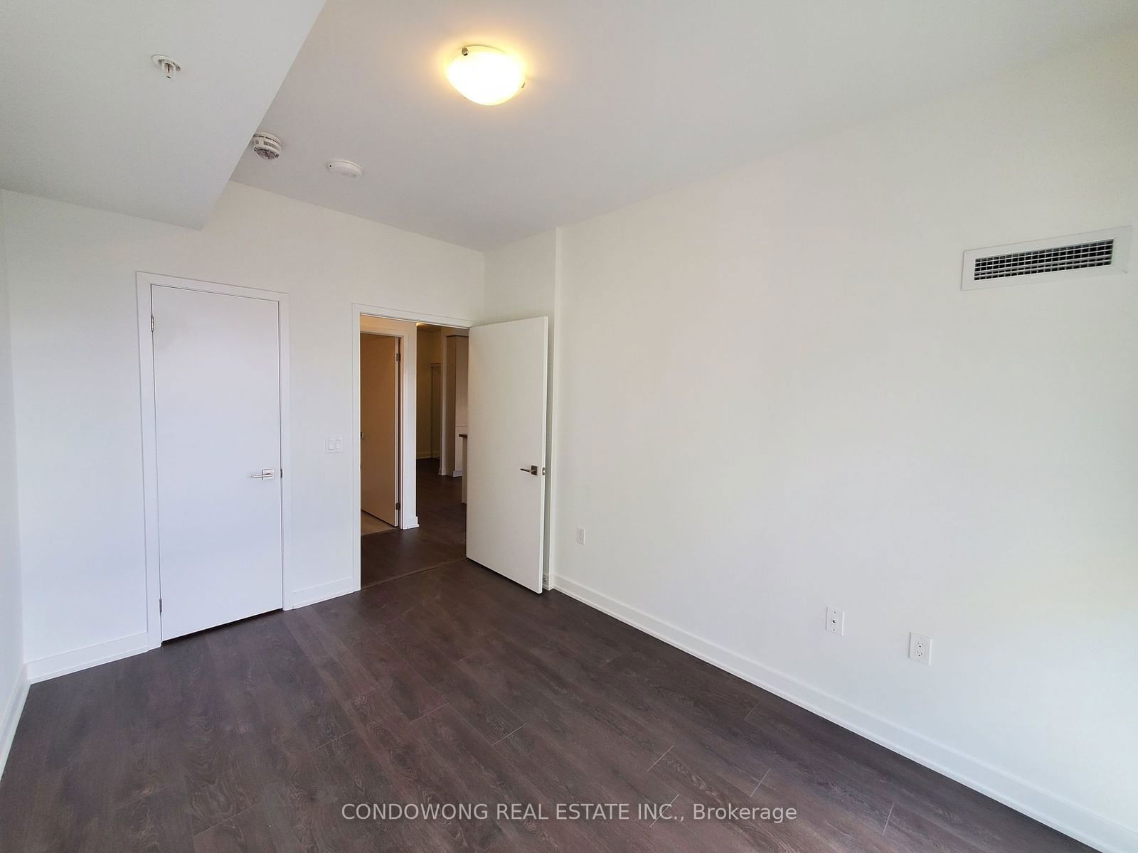 75 Oneida Cres, unit 1502 for rent