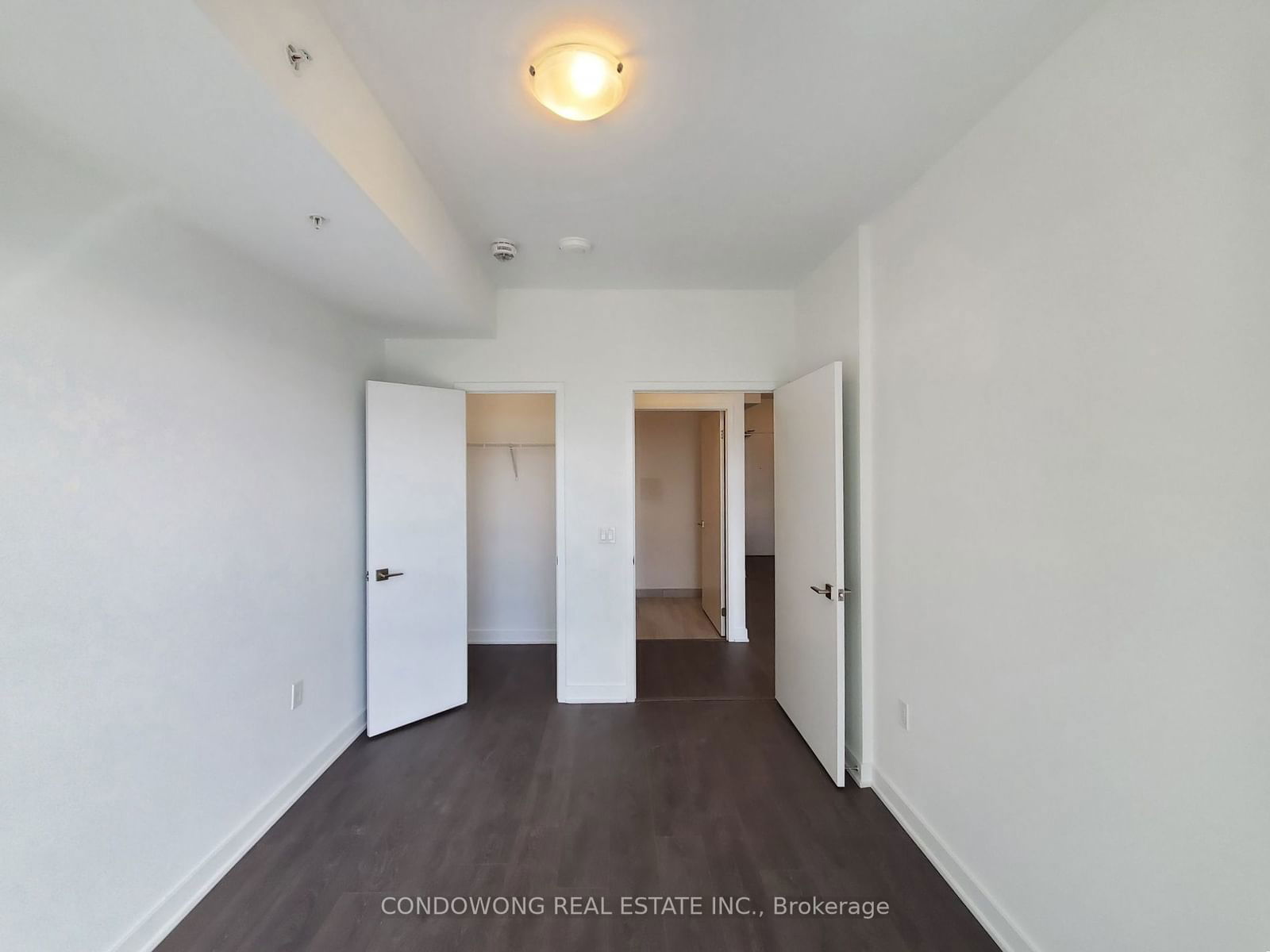 75 Oneida Cres, unit 1502 for rent