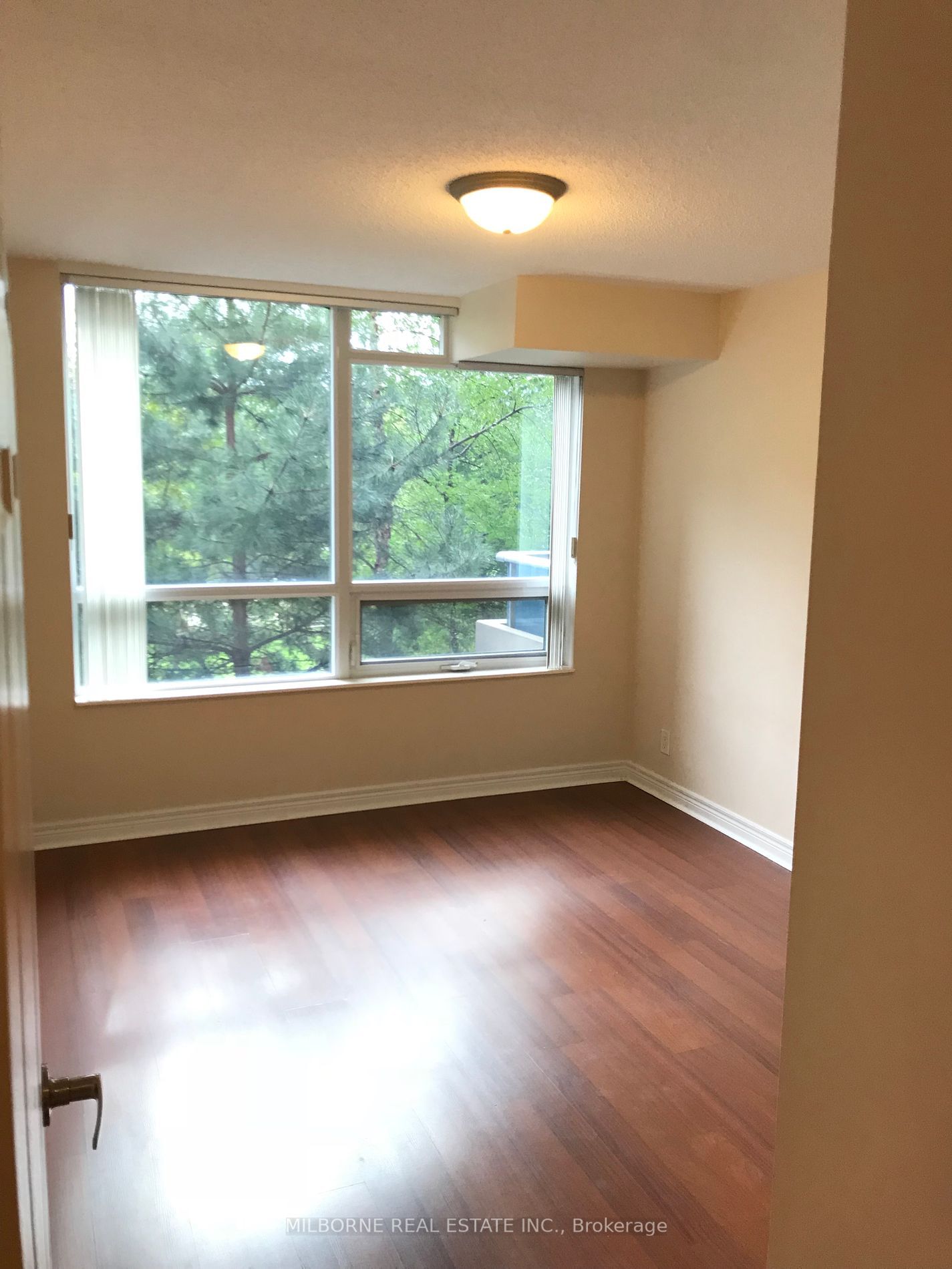 33 Cox Blvd, unit 207 for rent