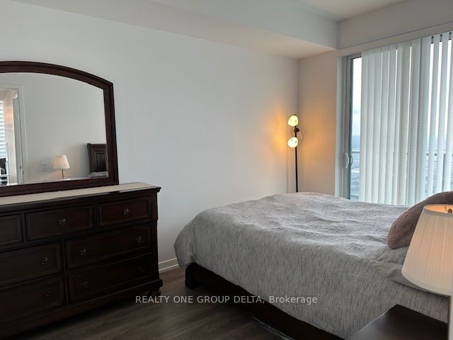 898 Portage Pkwy, unit 4002 for sale