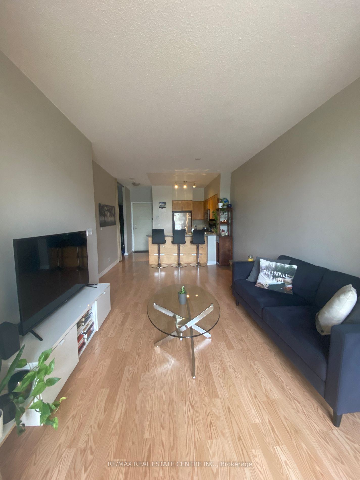 18 Harding Blvd, unit 122 for rent