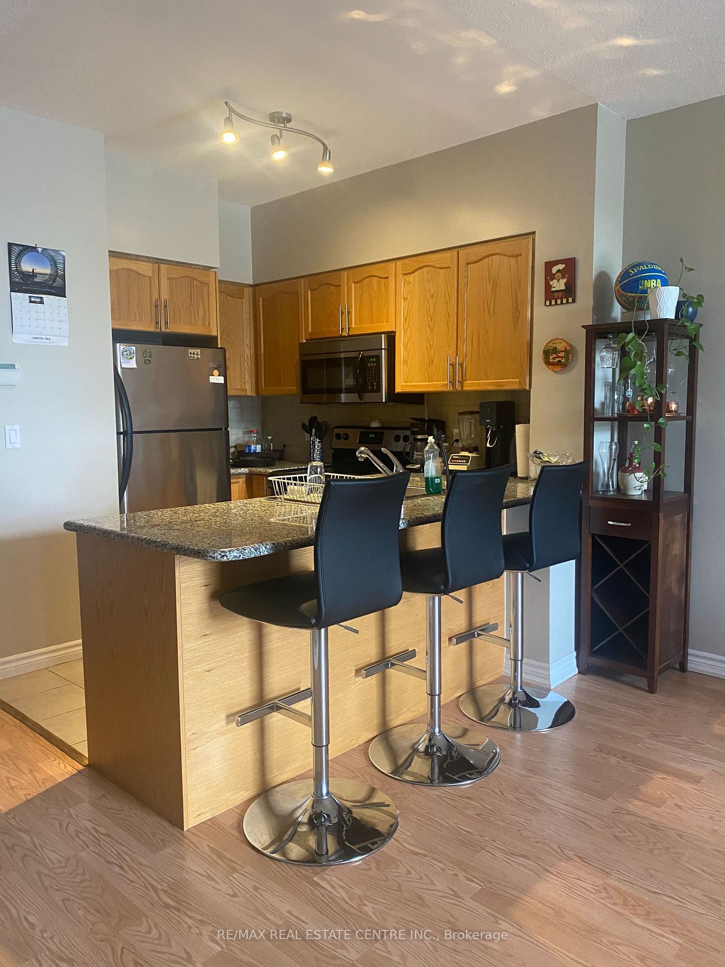 18 Harding Blvd, unit 122 for rent