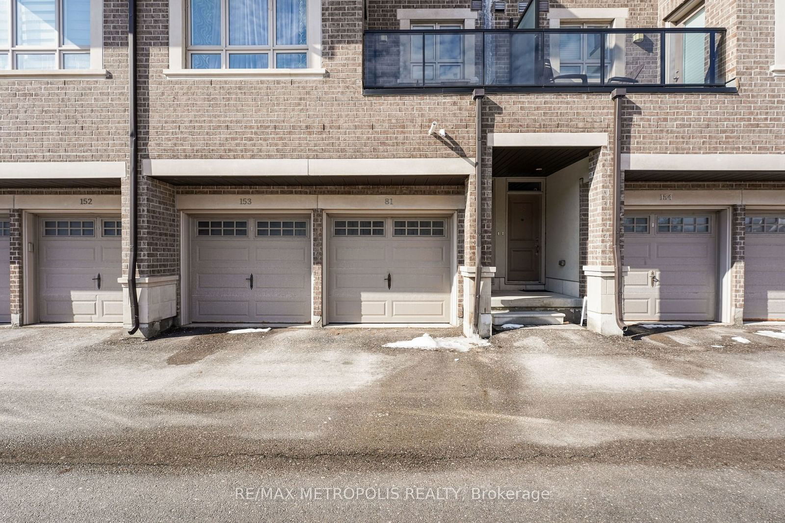 9621 Jane St, unit 6 for sale