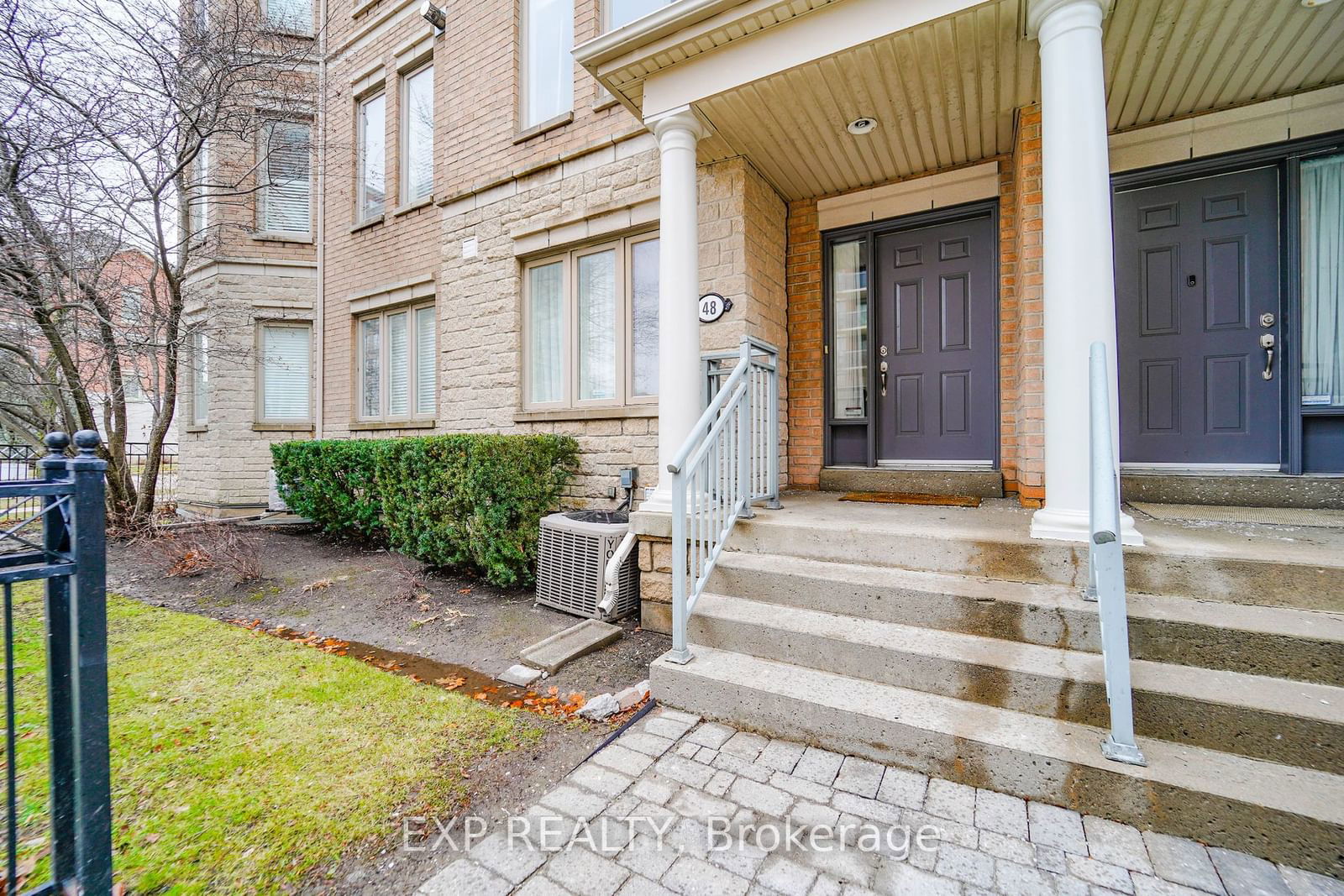 Townhouses at the Galleria, Markham, Toronto