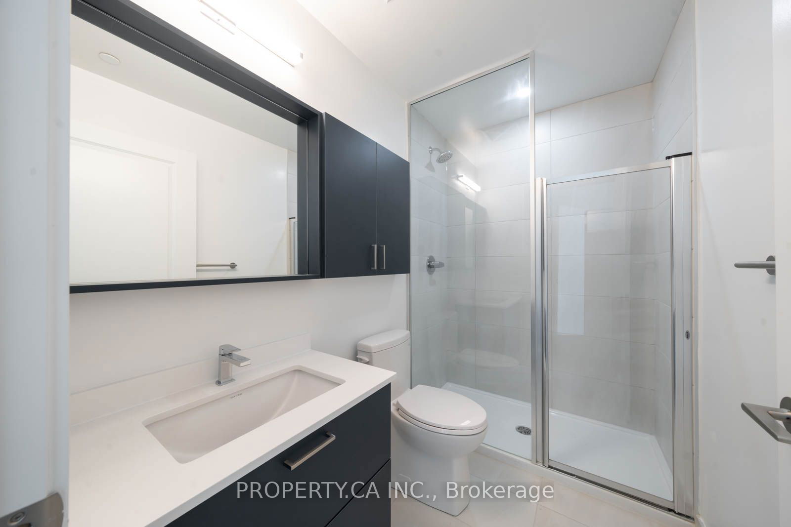 50 Upper Mall Way, unit 512 for rent