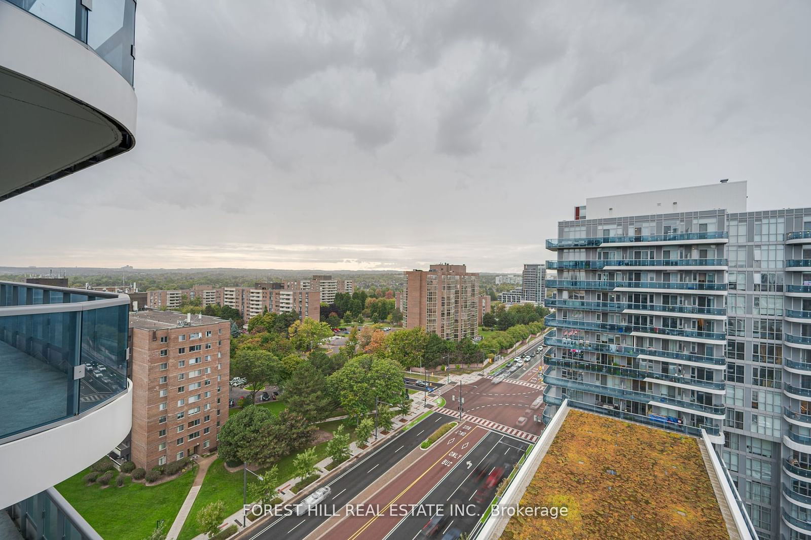 9471 Yonge St, unit 1614 for sale