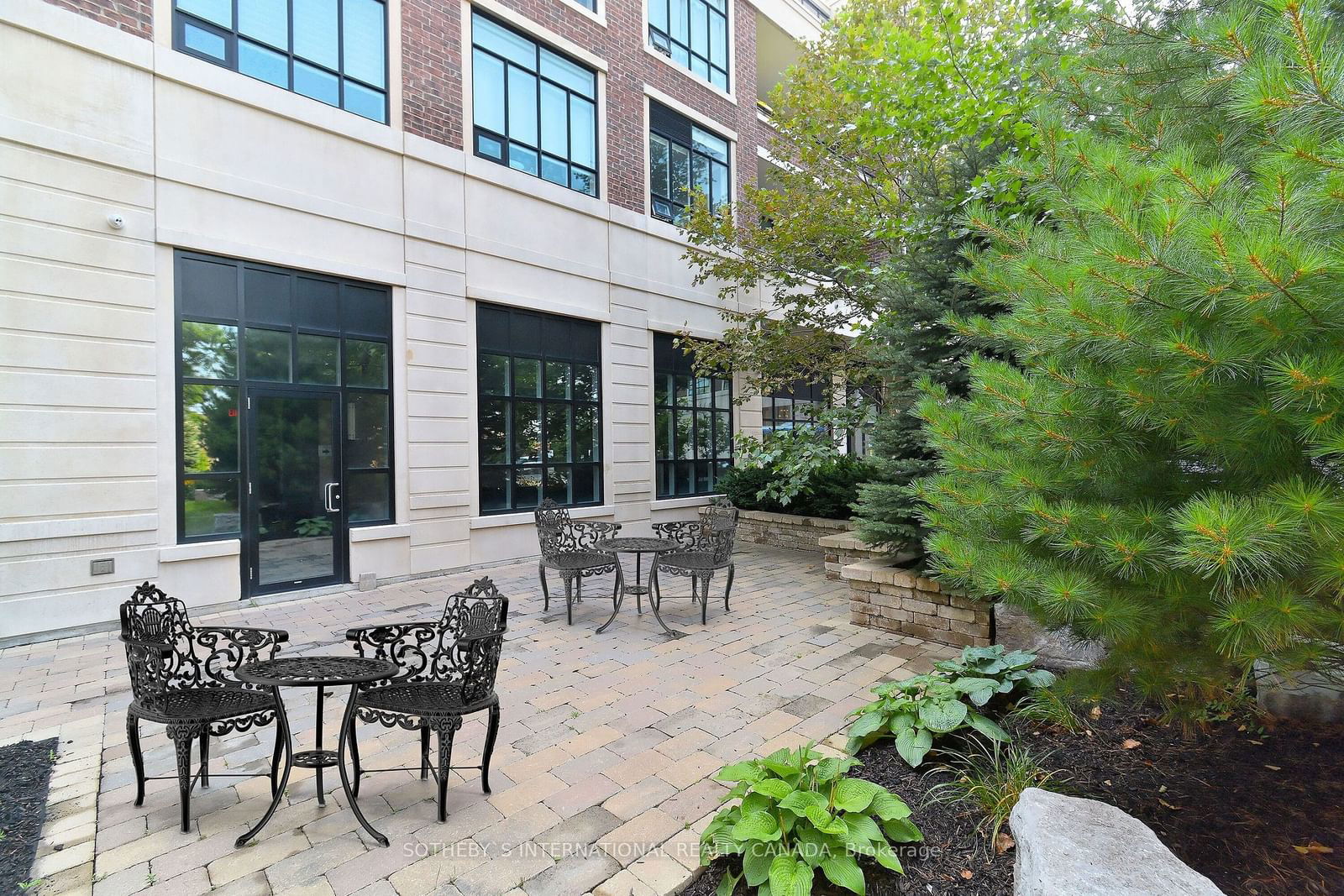 Courtyards of Maple Condos, Vaughan, Toronto