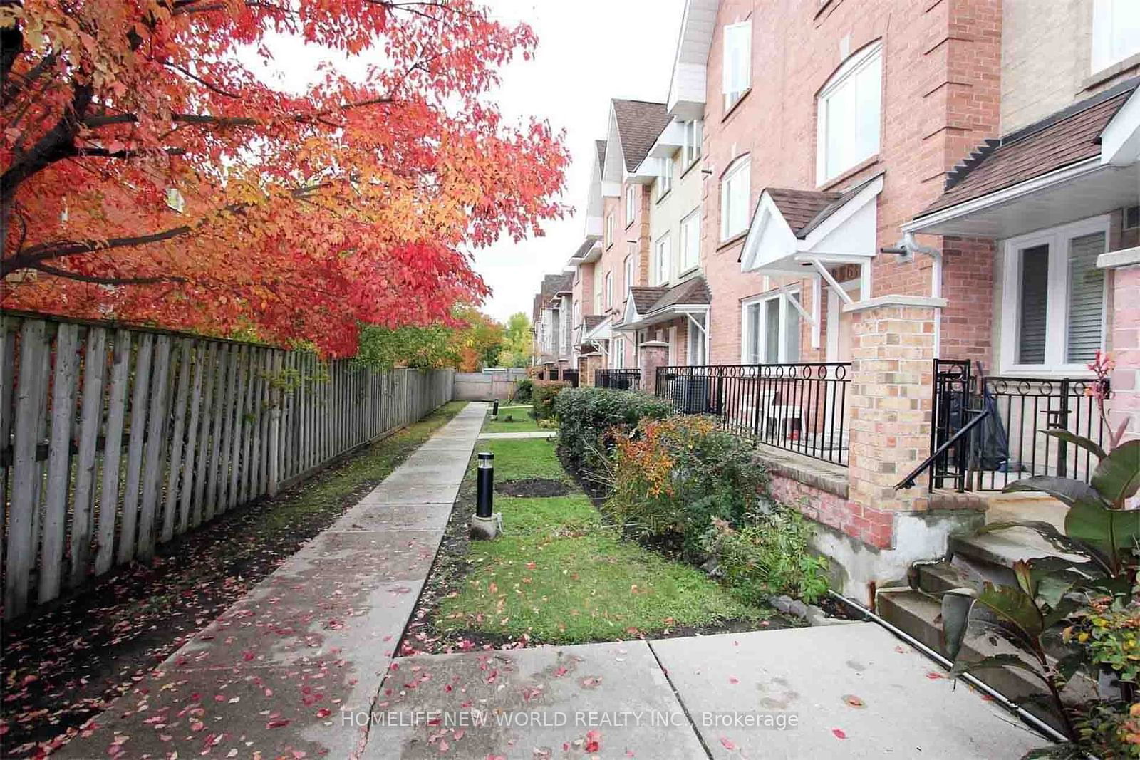 Wyldewyn Village Townhomes, Richmond Hill, Toronto