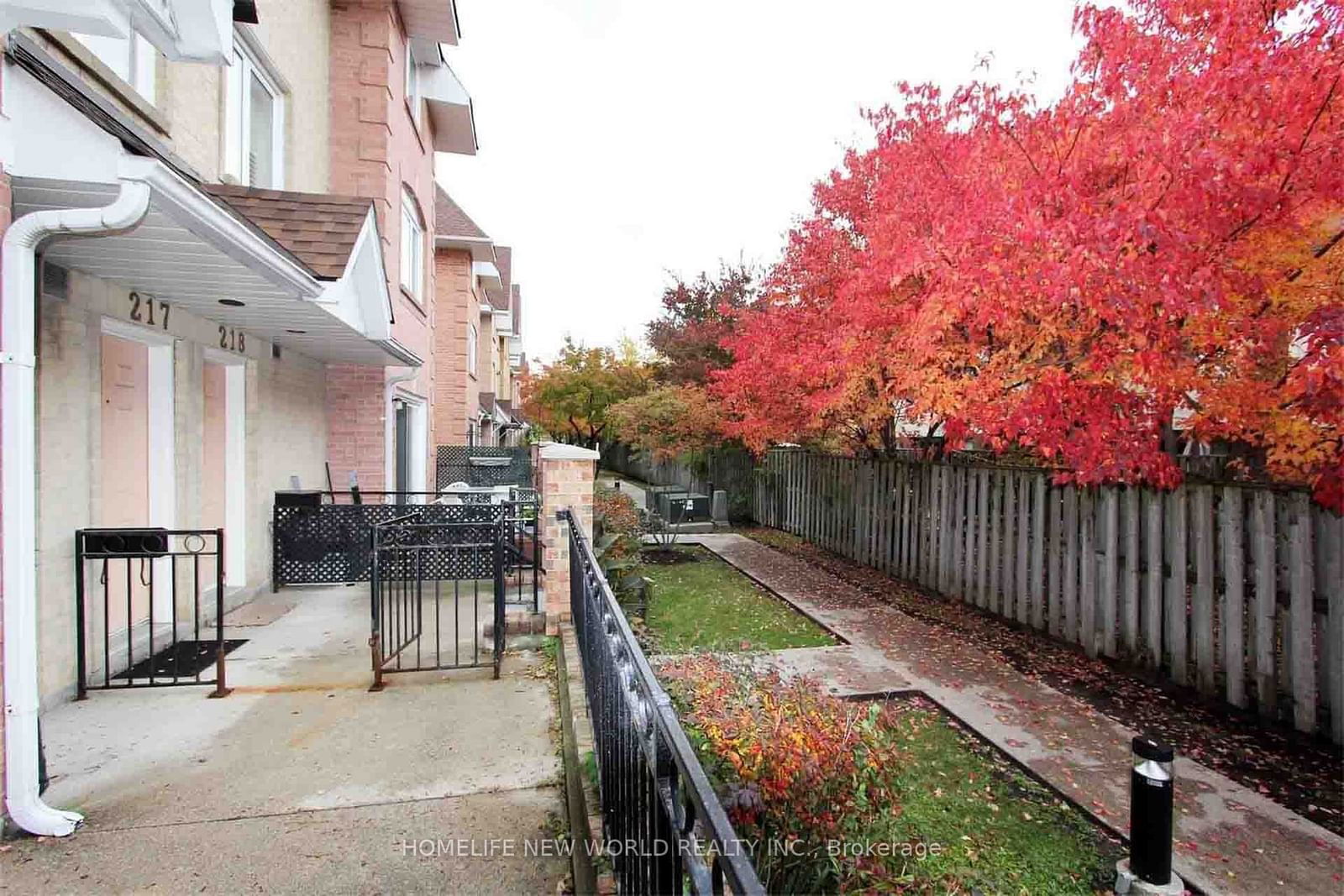 Wyldewyn Village Townhomes, Richmond Hill, Toronto