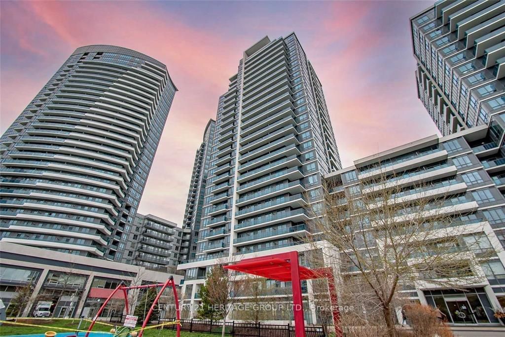 7165 Yonge St, unit Ph107 for rent