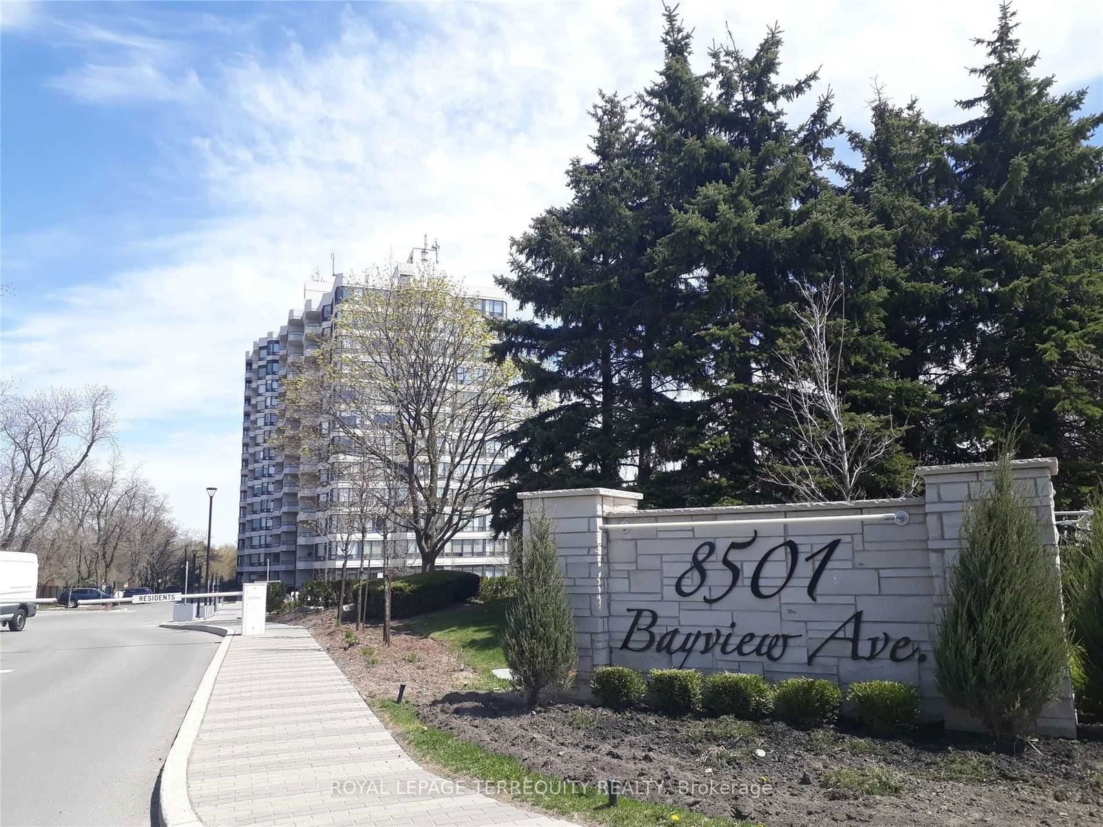 8501 Bayview Ave, unit 408 for sale