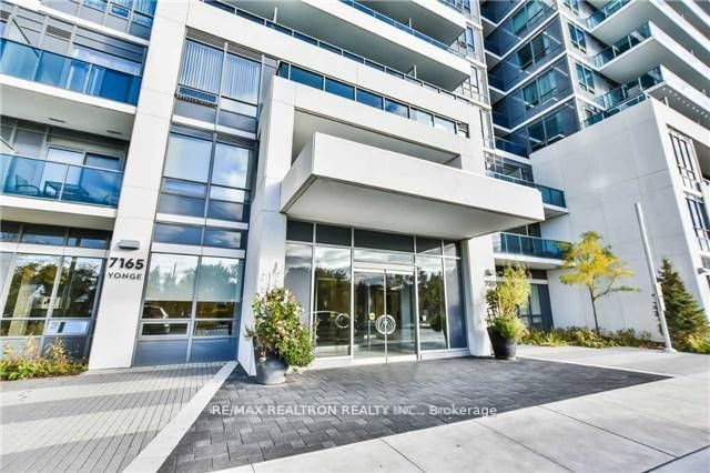 7165 Yonge St, unit 1708 for rent