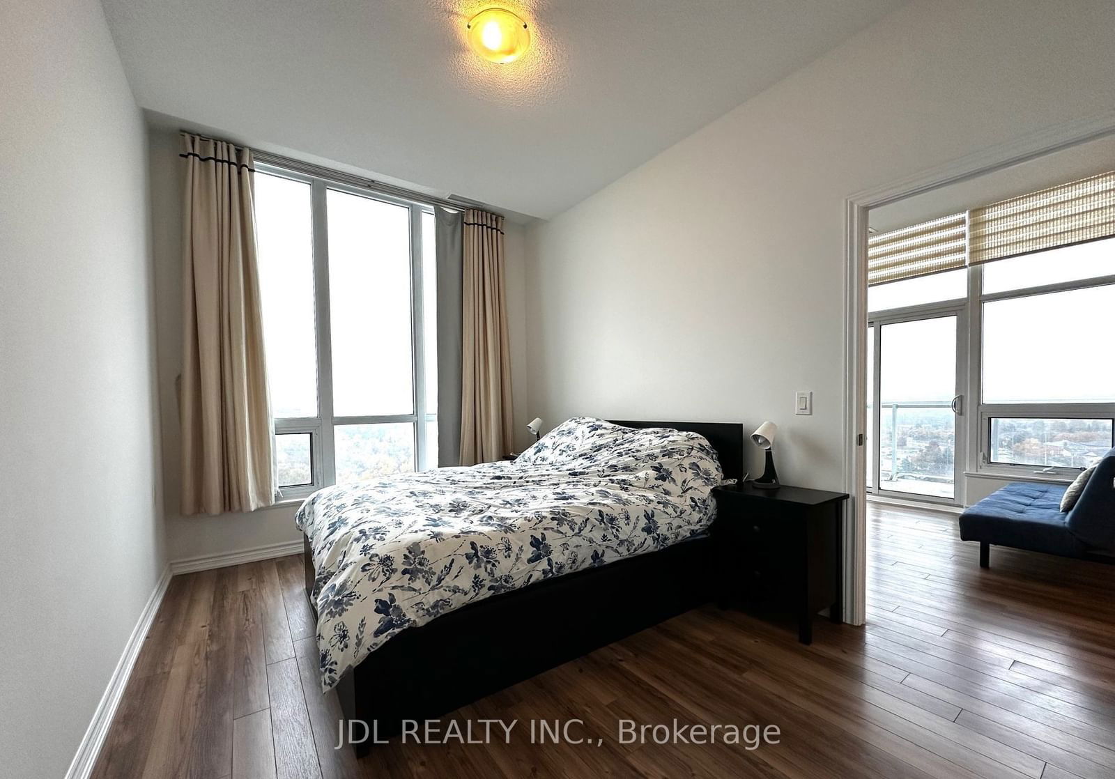 8323 Kennedy Rd, unit Ph22 for rent