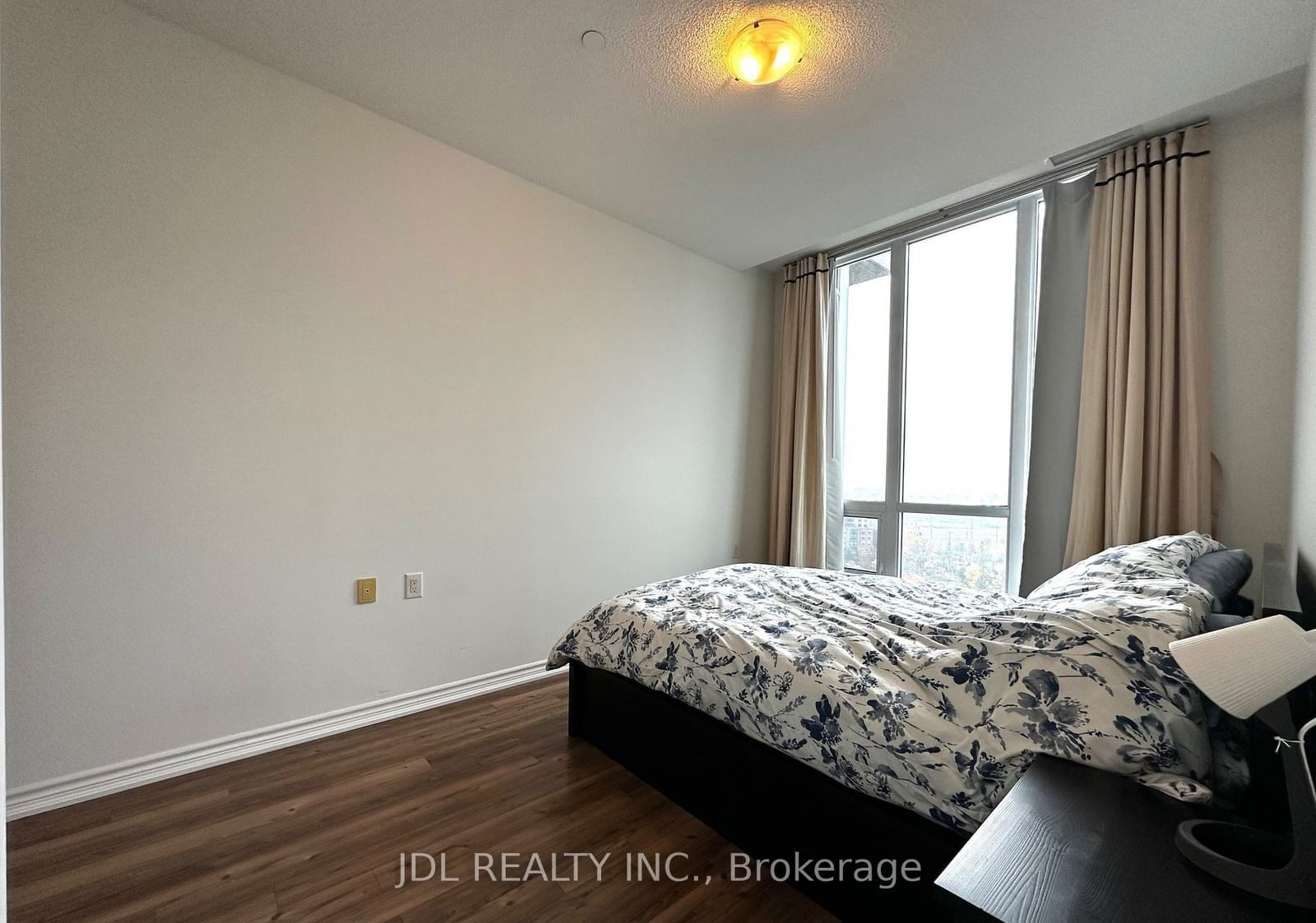 8323 Kennedy Rd, unit Ph22 for rent