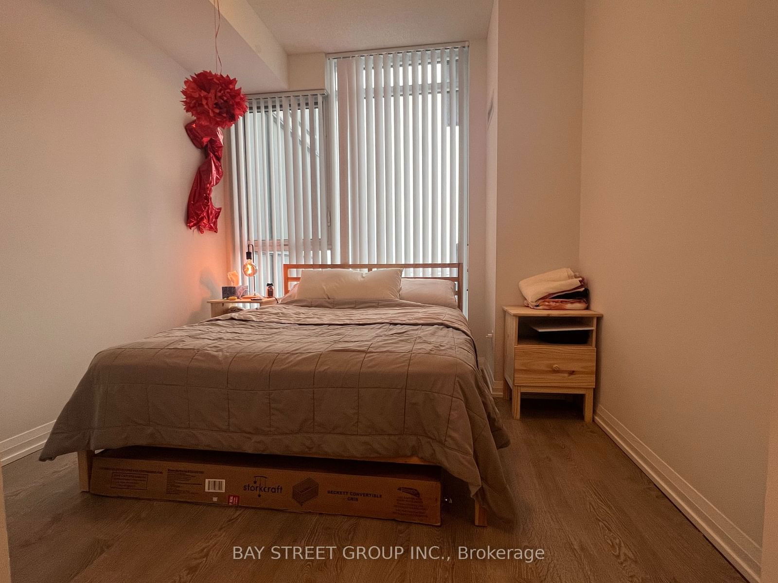 7895 Jane St, unit 1716 for rent