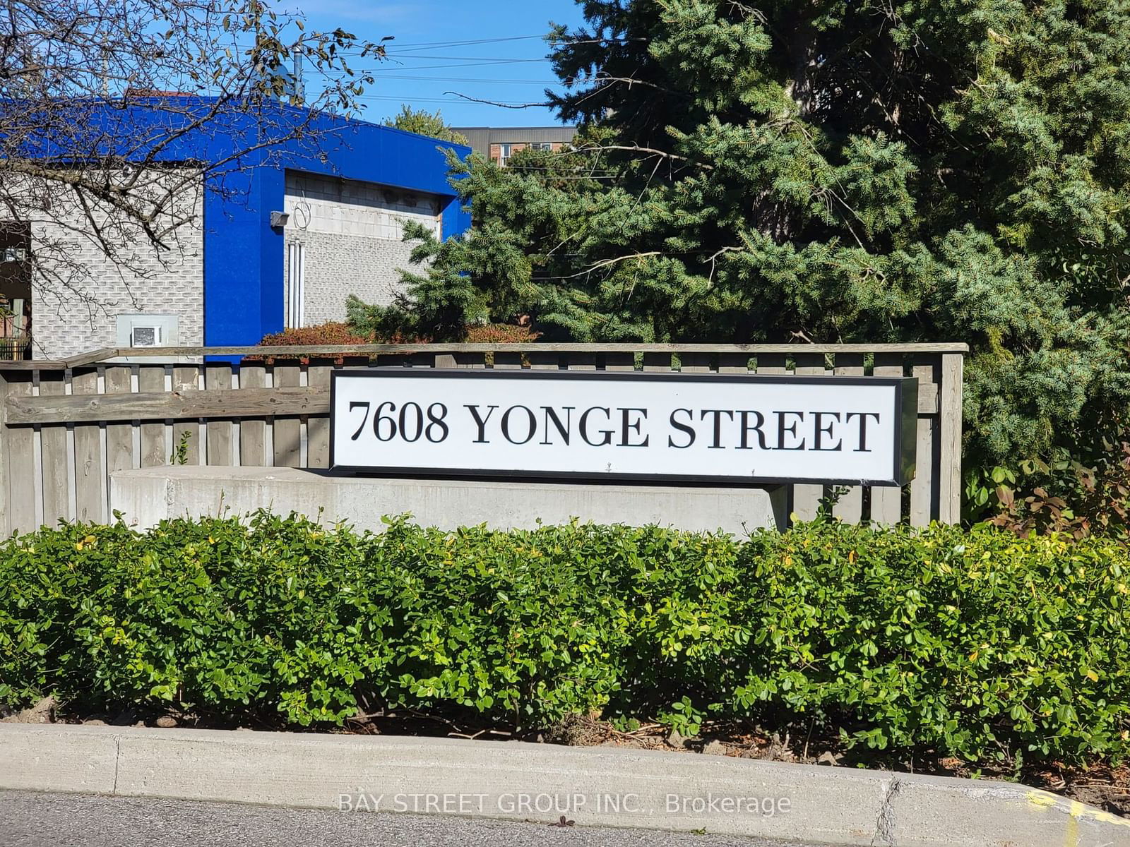 7608 Yonge St, unit 515 for rent