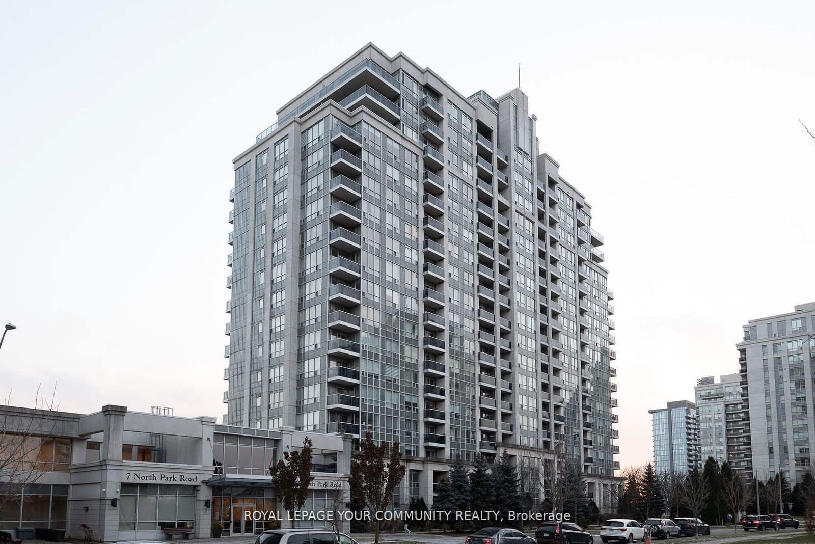 15 North Park Rd, unit 906 for sale