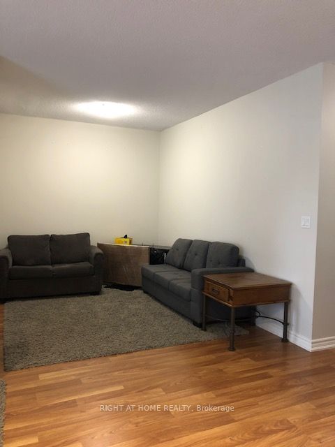 9225 Jane St, unit #508 for rent