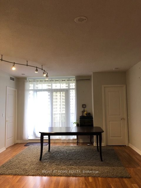 9225 Jane St, unit #508 for rent