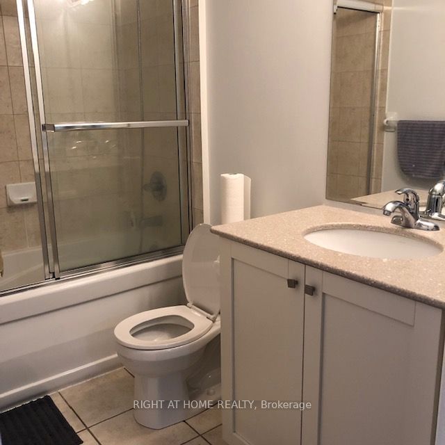 9225 Jane St, unit #508 for rent