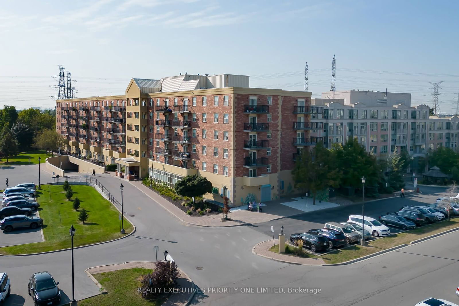 Villa Giardino I Condos, Vaughan, Toronto