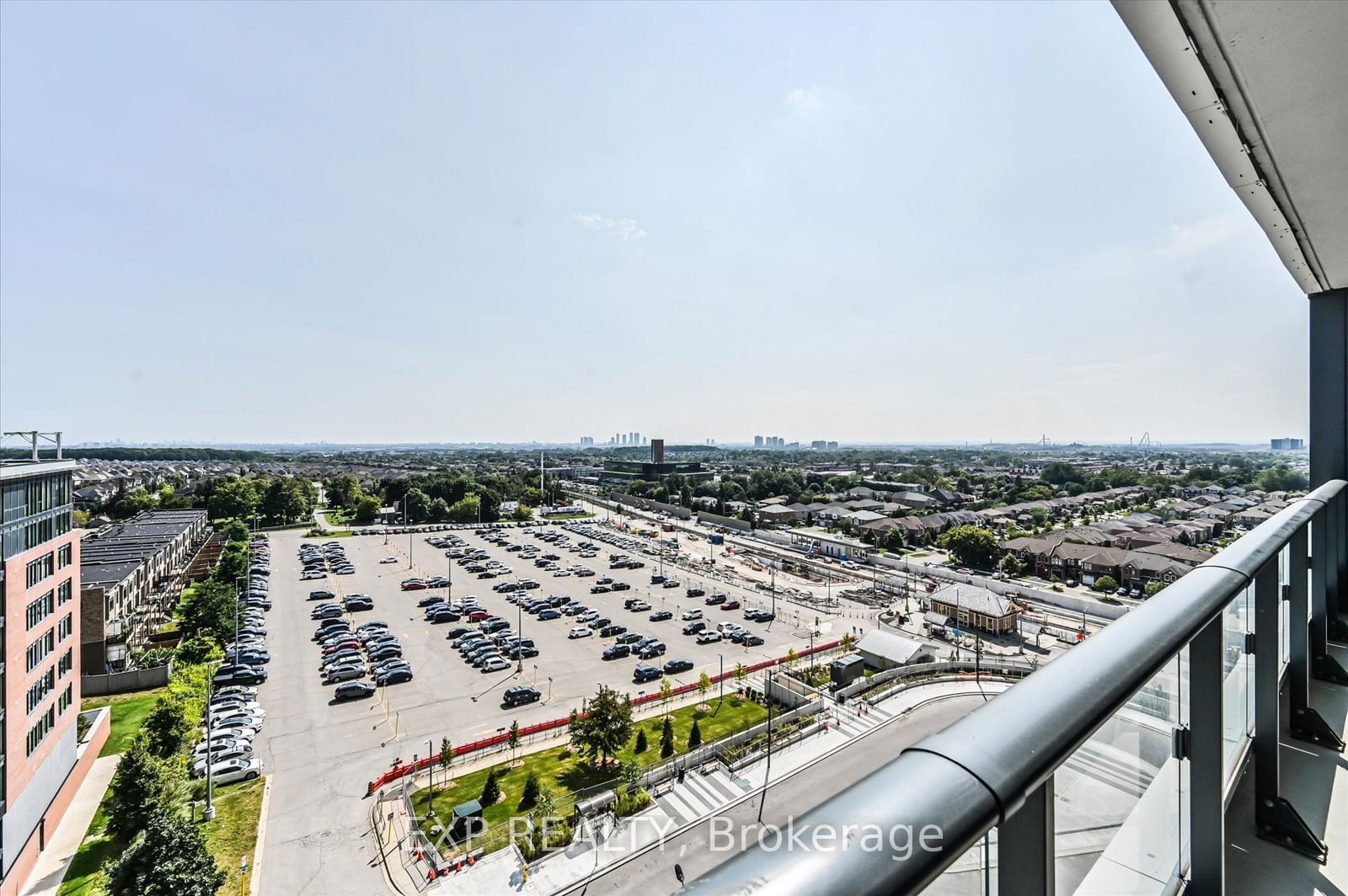 The Mackenzie Condos, Vaughan, Toronto