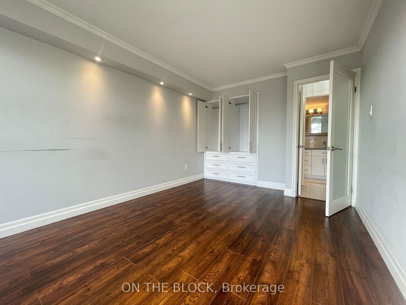 8501 Bayview Ave, unit 602 for rent